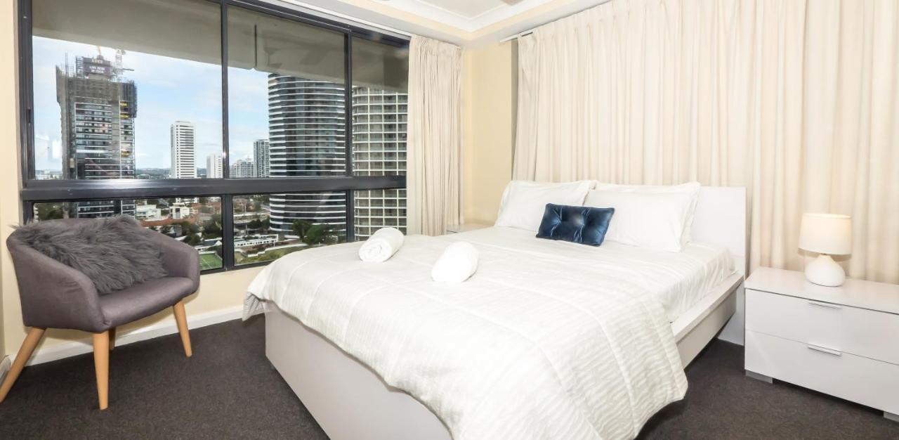 วิคโทเรียสแควร์อพาร์ตเมนท์ Aparthotel โกลด์โคสต์ ภายนอก รูปภาพ