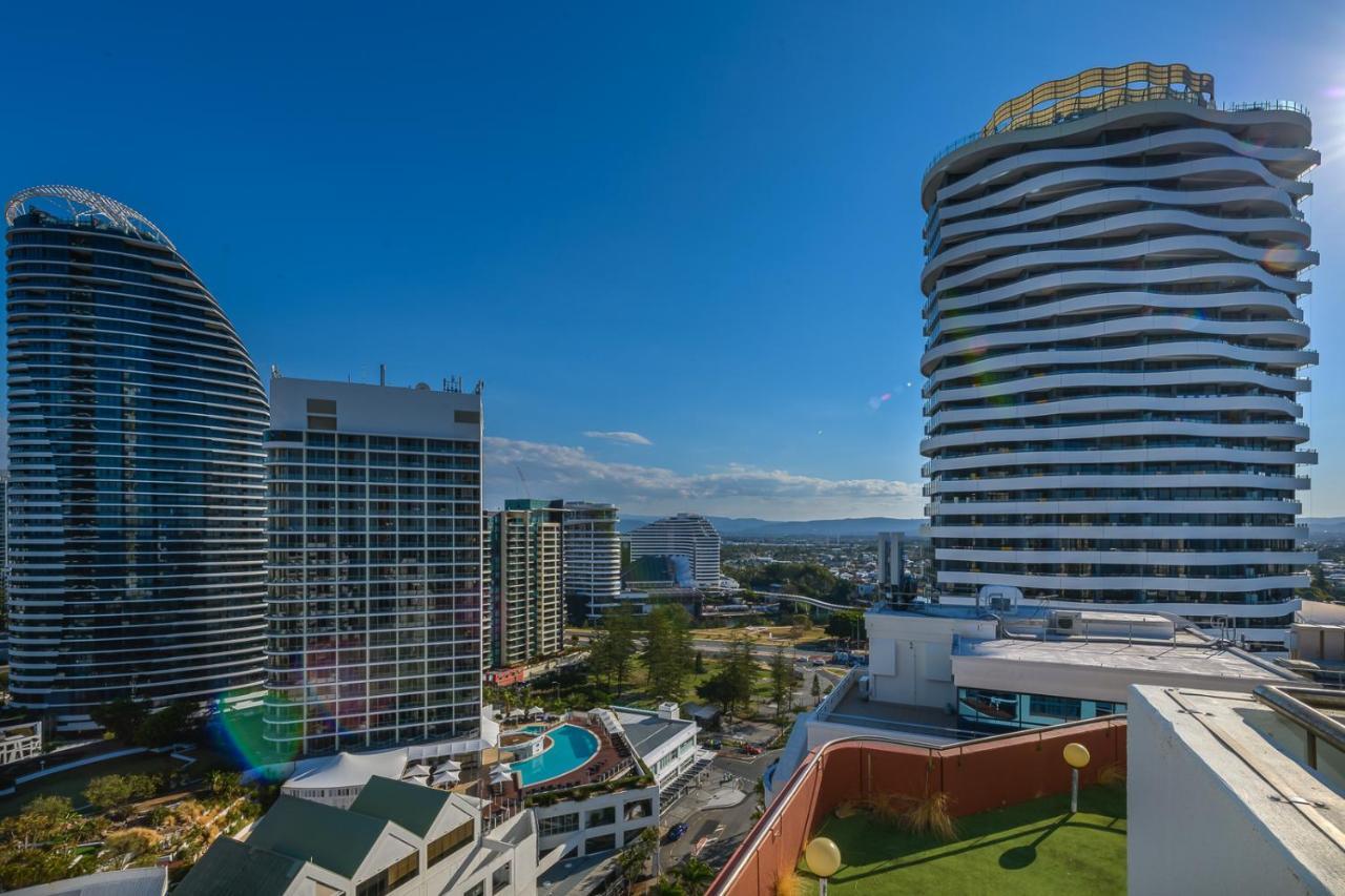 วิคโทเรียสแควร์อพาร์ตเมนท์ Aparthotel โกลด์โคสต์ ภายนอก รูปภาพ